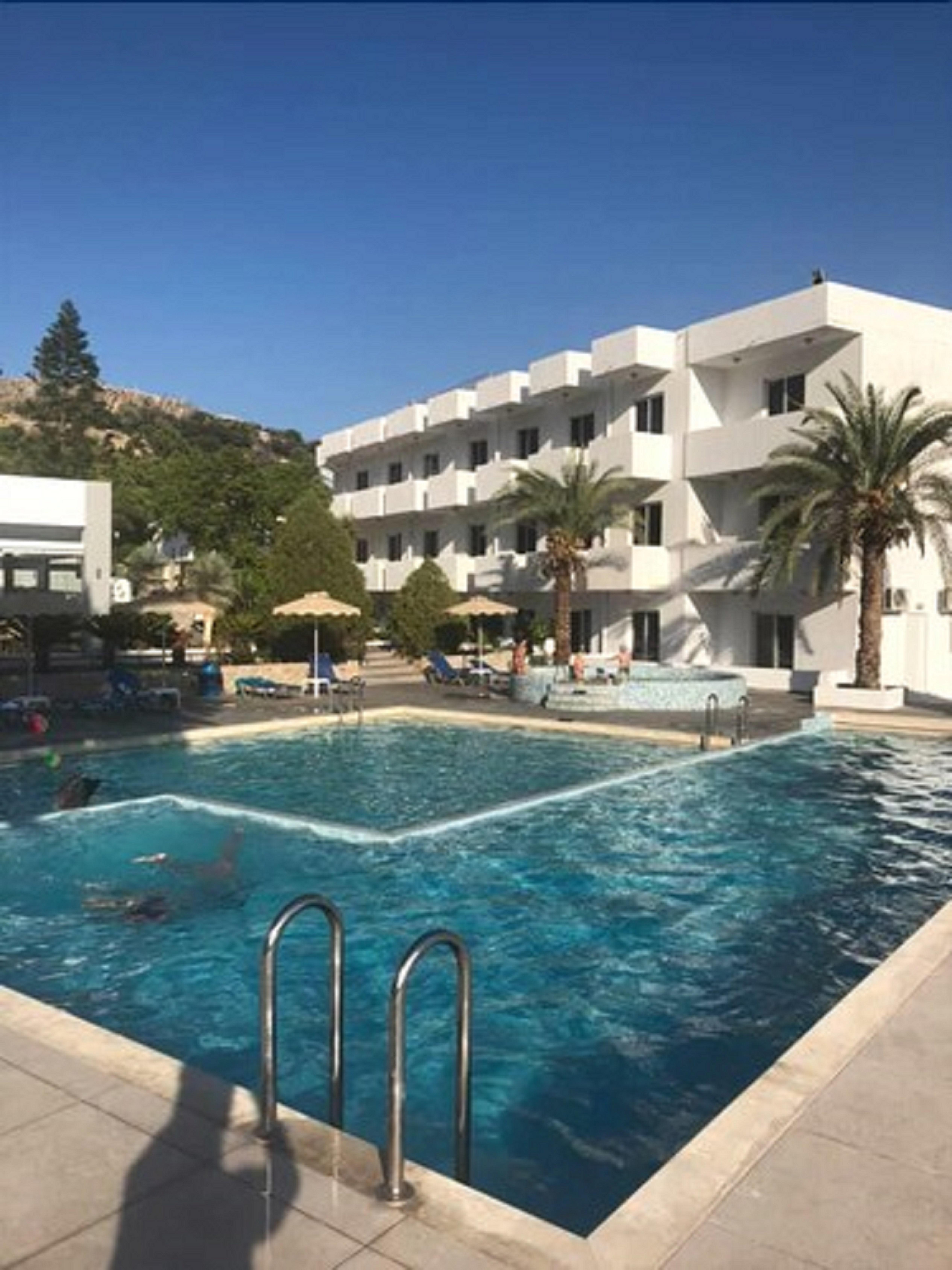 Thalia Hotel Pefki  Экстерьер фото