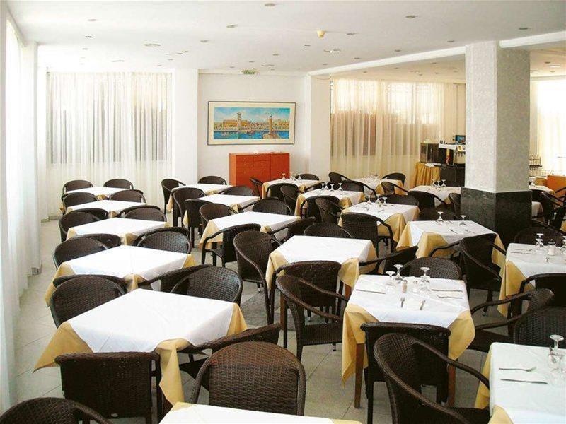 Thalia Hotel Pefki  Экстерьер фото
