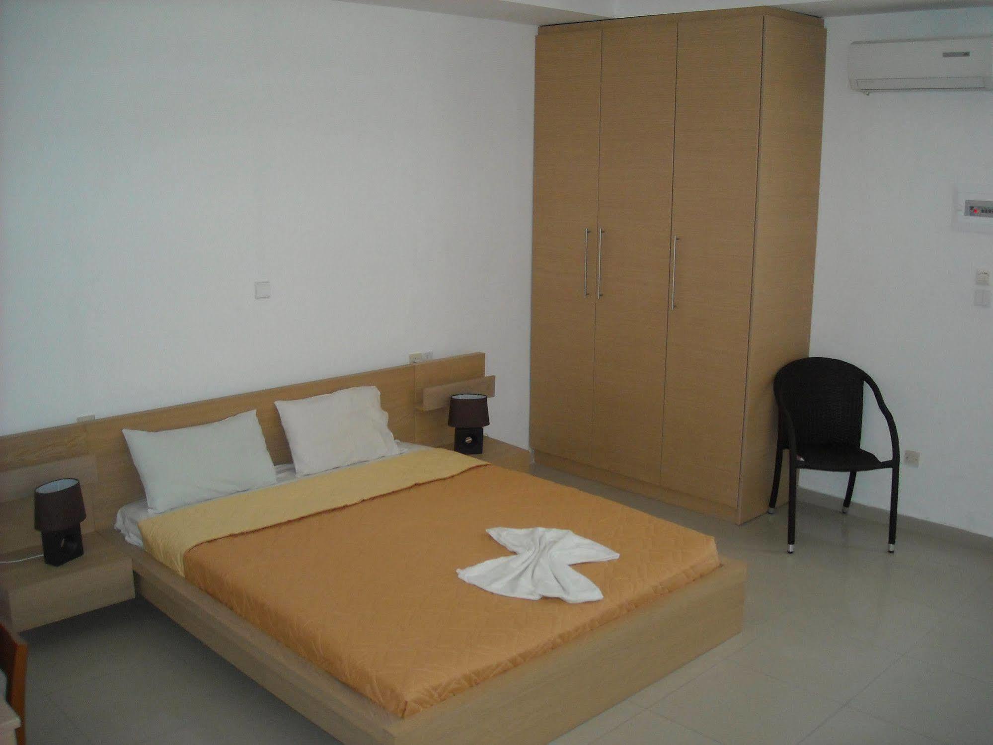 Thalia Hotel Pefki  Экстерьер фото