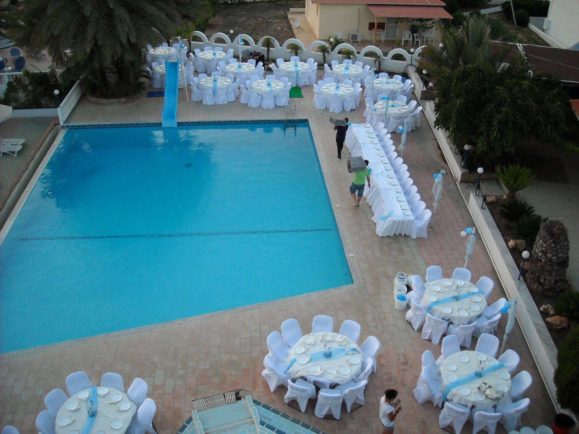 Thalia Hotel Pefki  Экстерьер фото