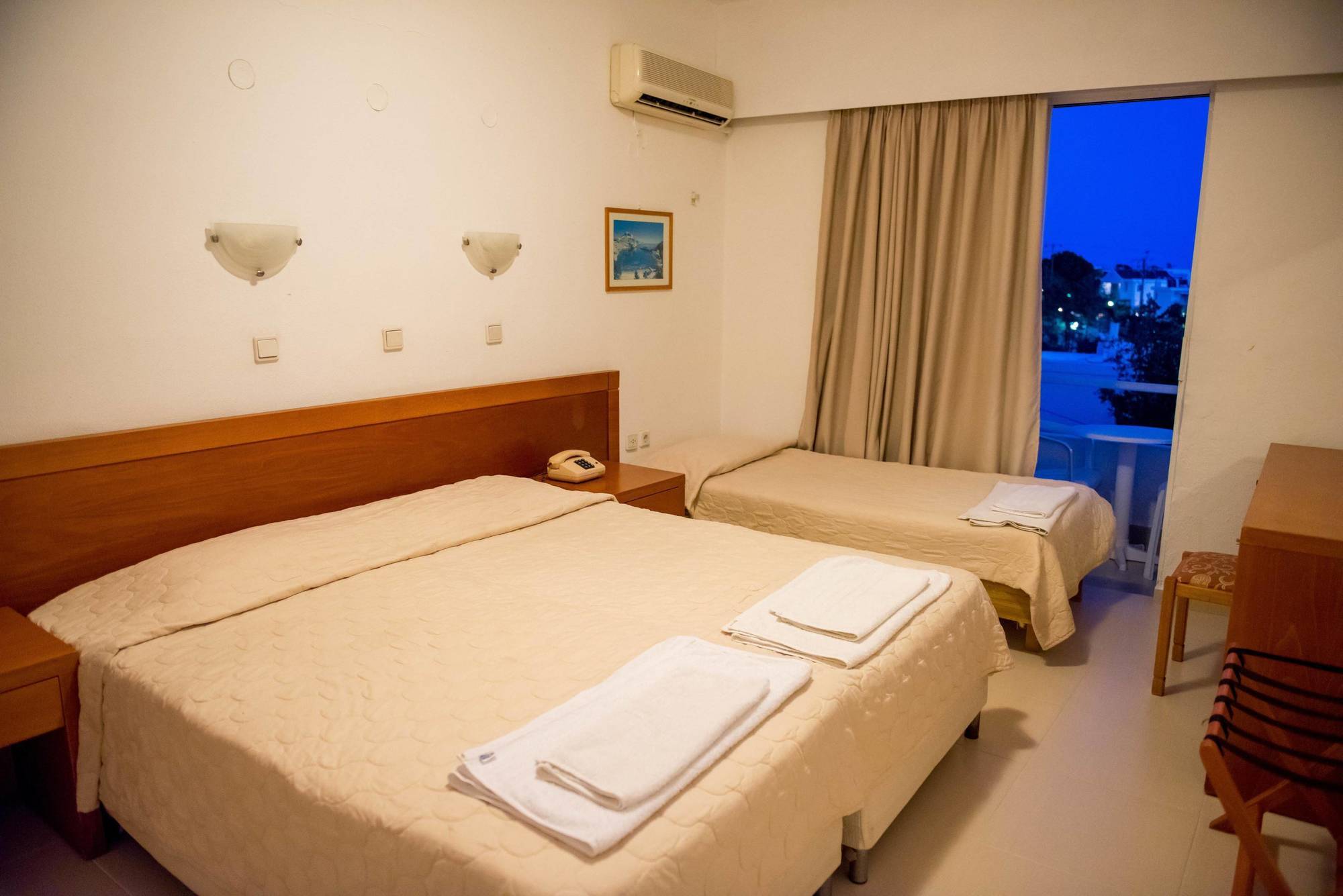 Thalia Hotel Pefki  Экстерьер фото