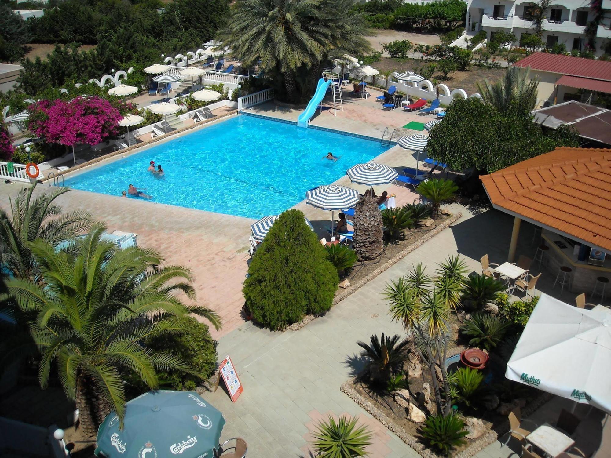 Thalia Hotel Pefki  Экстерьер фото