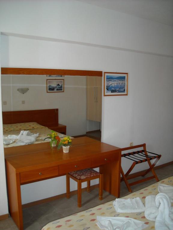 Thalia Hotel Pefki  Экстерьер фото